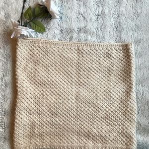 Accessories - Neck warmer scarf. Accessories - Neck warmer scarf.